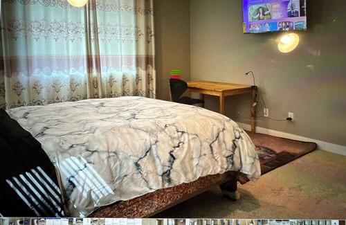 Rancho Cucamonga Casa | Spacious room of 6-bedroom in brilliant Rancho Cucamonga with AC, WiFi