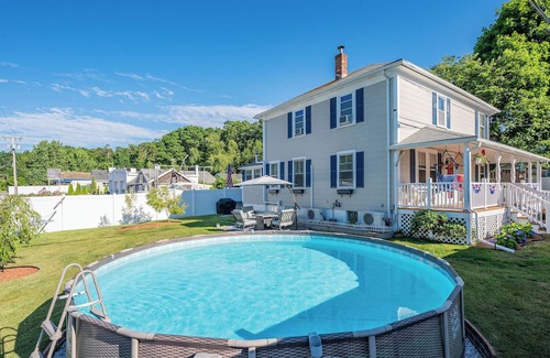 Sagamore Casa | Pool and Playground in Sagamore Ma