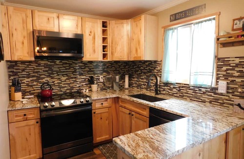 Pinecrest Condominio | Mountain Getaway! for All Seasons. at 6300' Elevation