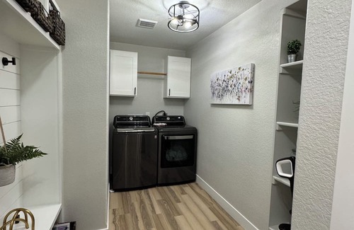 Gillette Casa | Clean beautiful house 3 minutes from CAM-PLEX & 1 min from Energy Sports Complex