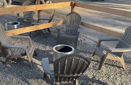 Panguitch Alquiler De RV | Glamping bunkhouse located minutes from Bryce Canyon National Park