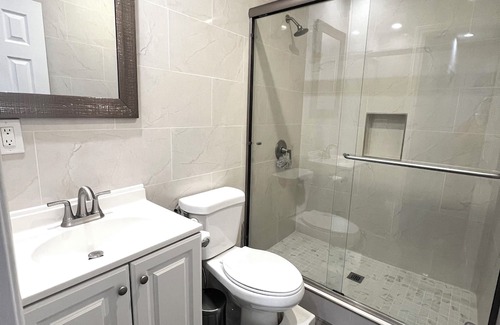 Hermosa Village Apartamento | Charming 1-bedroom studio with WiFi and AC close to Disneyland