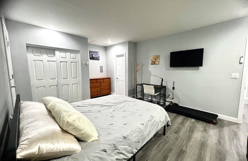 Hermosa Village Apartamento | Charming 1-bedroom studio with WiFi and AC close to Disneyland