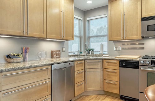 St. Charles Historic District Casa | Bungalow Bill Pool Side Retreat
