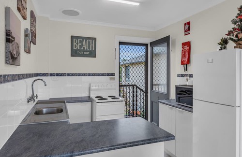 Sapphire Coast Apartamento | Merimbula Apartment - 100m from river, 100m from Beach!