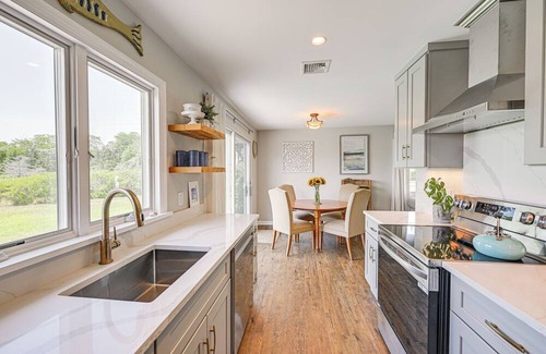 Remsenburg Casa | Hamptons Retreat w/Private Dock, Kayak & Canoe!