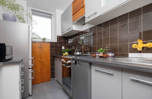 Saska Kepa Apartamento | Apartment With Balcony by Renters