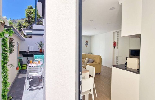 Machico Apartamento | Casa D'Além II by LovelyStay