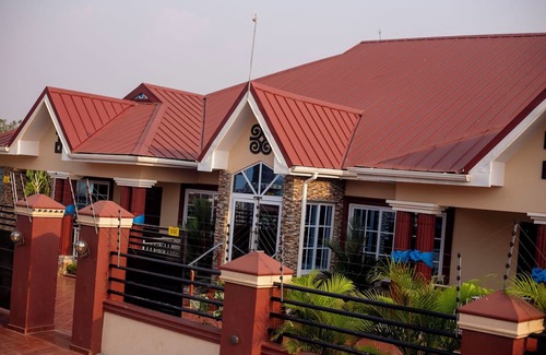 Kumasi Cabina | LIZAB LODGE