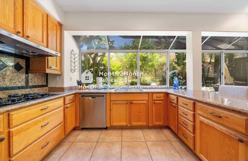 Aliso Viejo Casa | Saddleridge Sanctuary #42198