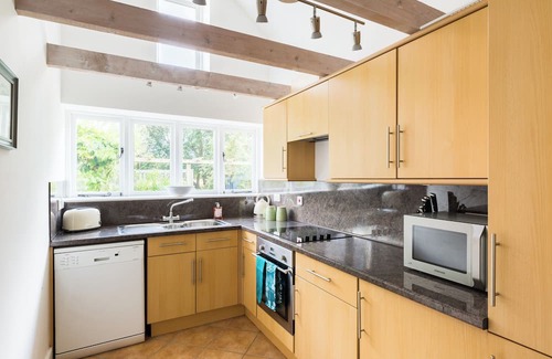 Wickhamford Cabaña | Orchard Dene Cottage. Rural idyll in the north Cotswolds