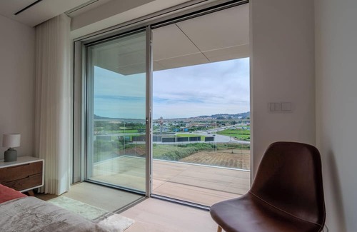 Barcelos Apartamento | Gorgeous 3-bedroom apartment, utmost comfort & convenience at historic Barcelos.