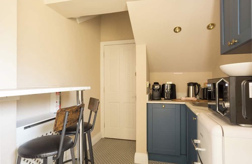 Delgany Apartamento | Greystones Garden Studio for 2 down at the Harbour