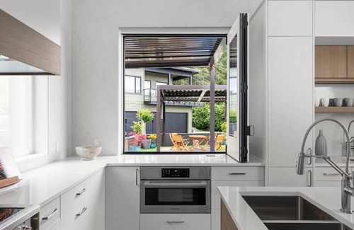 Maple Bay Casa | Shore Pine Retreat by Iris Properties!