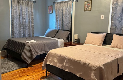 Hagerstown Casa | Spacious 4-bedroom home in charming historic Hagerstown, featuring WiFi and AC.