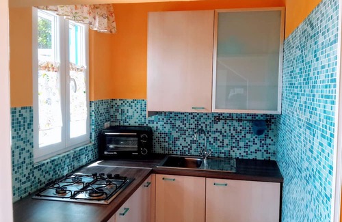 Torre Chianca Apartamento | Apartment For 2 - 4 People Just 100m From the Sandy Sea