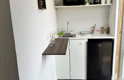 Jacksonville Cabina | Cozy cabin in enchanting Jacksonville with WiFi, AC