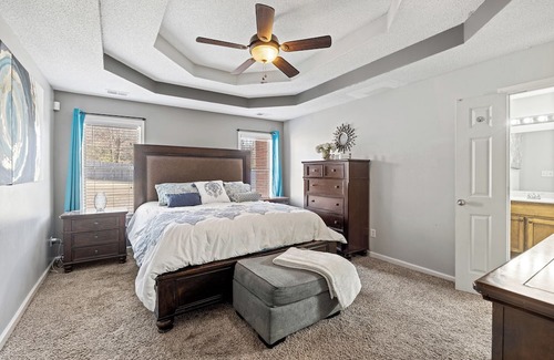 Olive Branch Casa | Spacious family friendly 4-bedroom house in Wonderful Olive Branch with AC, WiFi