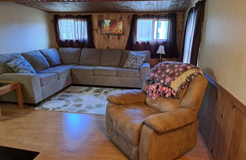 Lowville Casa | Charming 2-bedroom house just outside of Lowville