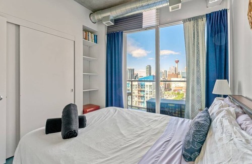 East Village Condominio | East Village Corner Unit