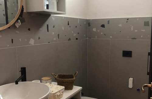 Lonigo Apartamento | Apartment 'Il Piccolo Scrigno' with Wi-Fi and Air Conditioning
