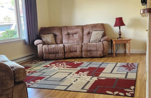 Williamsport Casa | LLWS HOME FOR RENT. CLOSE TO STADIUM !