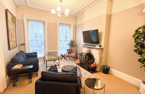 Boerum Hill Casa | Stunning 5-bedroom Boerum Hill House, with Rose Garden Terrace and X-Large Deck