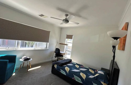 Mawson Lakes Casa | Room in Mawson Lakes