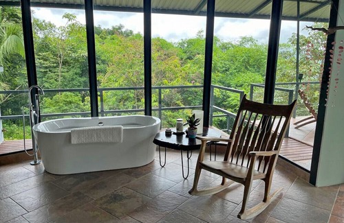 Parrita Casa | Mountaintop House with Breathtaking Views