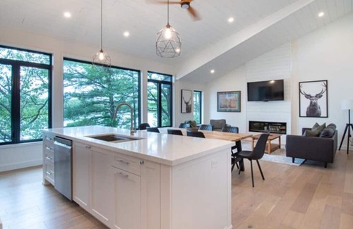 Severn Cabaña | Gloucester Pool Getaway