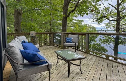 Severn Cabaña | Gloucester Pool Getaway