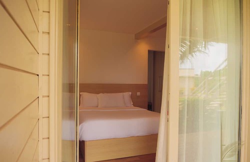 Assouinde Complejo | Palms resort assinie