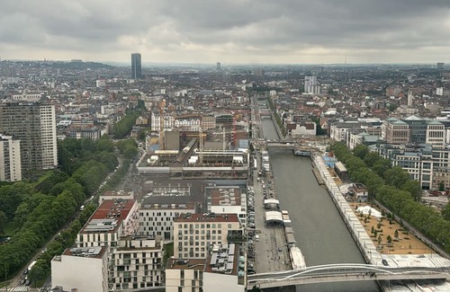 Northern Quarter Apartamento | Room in City view apartment in Brussels Center