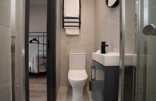 Southall Green Apartamento | Cosy Ensuite Room in Southall, Great Links to LDN