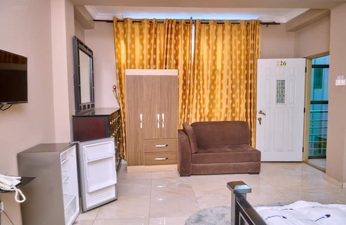 Sekondi-Takoradi Hotel | Thy Favour Hotel
