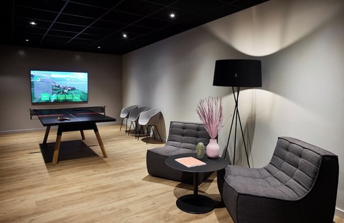Lausanne Casa | Charming hotel in fantastic Lausanne with WiFi, fitness room, AC