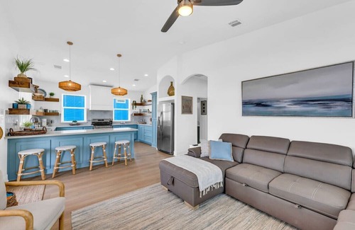 Port Bolivar Casa | Seaside Nest - Unobstructed Beach and Bay Views