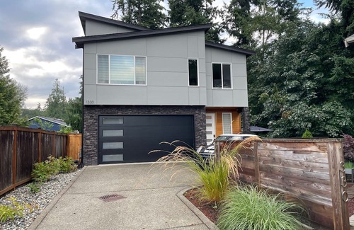 Boulevard Bluffs Casa | Private 3-bedroom house in scenic Mukilteo with WiFi, AC