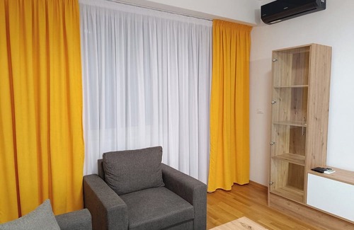 Skopje Region Apartamento | One bedroom apartment in lovely Skopje with king size, WiFi and AC