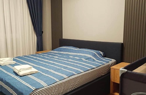 Skopje Region Apartamento | One bedroom apartment in lovely Skopje with king size, WiFi and AC