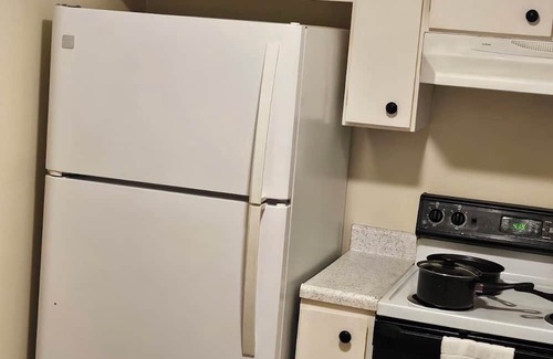Southeast Colorado Springs Condominio | Home Away From Home , Cozy condo with AC and WiFi in lovely Colorado Springs,