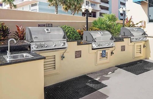 Daytona Beach Villa | Diamond Resorts Daytona Beach Regency - Studio - Efficiency (Lock-Off)