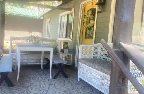 Ponderosa Park Cabaña | Enchanted 2 bedroom cottage in the tranquil Prescott forest with WiFi, AC, more.