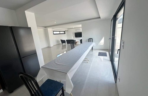 Satolas-et-Bonce Casa | House 90 with 8 bedrooms lechaffardcom