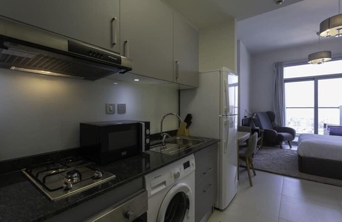 Discovery Gardens Apartamento | Luxury Studio 5 mins from Ibn Batuta!