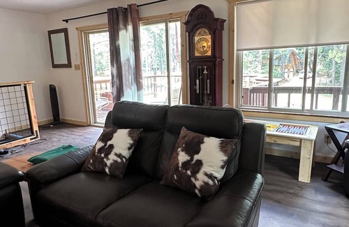 Mount Laguna Casa | Shangri-La Mountain Retreat in Mount Laguna San Diego - Sleeps 12