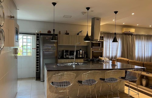 Rio Verde Apartamento | COZY ROOM (A nice place with a pool table and pottery classes)