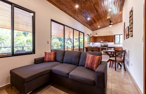 Garabito Casa | Private and Cozy 2 bedroom Home