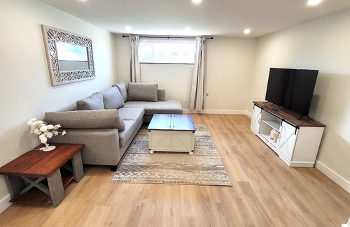 Port Alberni Casa | Newly Renovated Guest Suite. A warm comfortable atmosphere