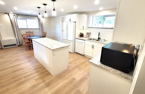 Port Alberni Casa | Newly Renovated Guest Suite. A warm comfortable atmosphere
